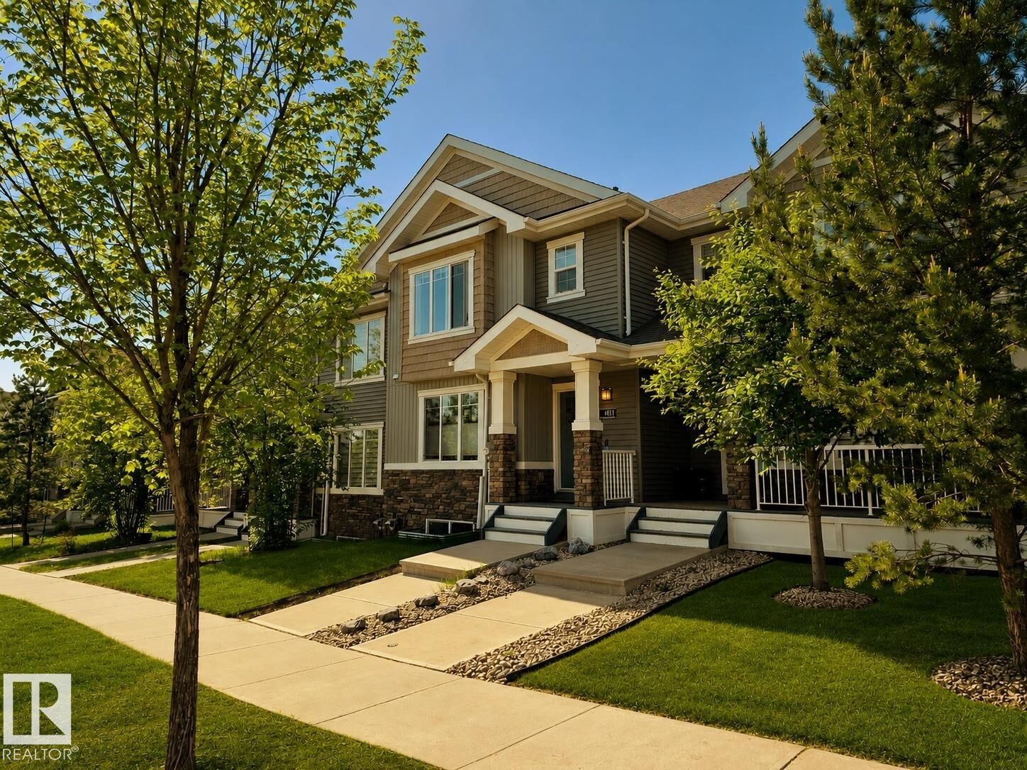 Property Photo:  4013 Blackbird Link NW  AB T5S 0K8 