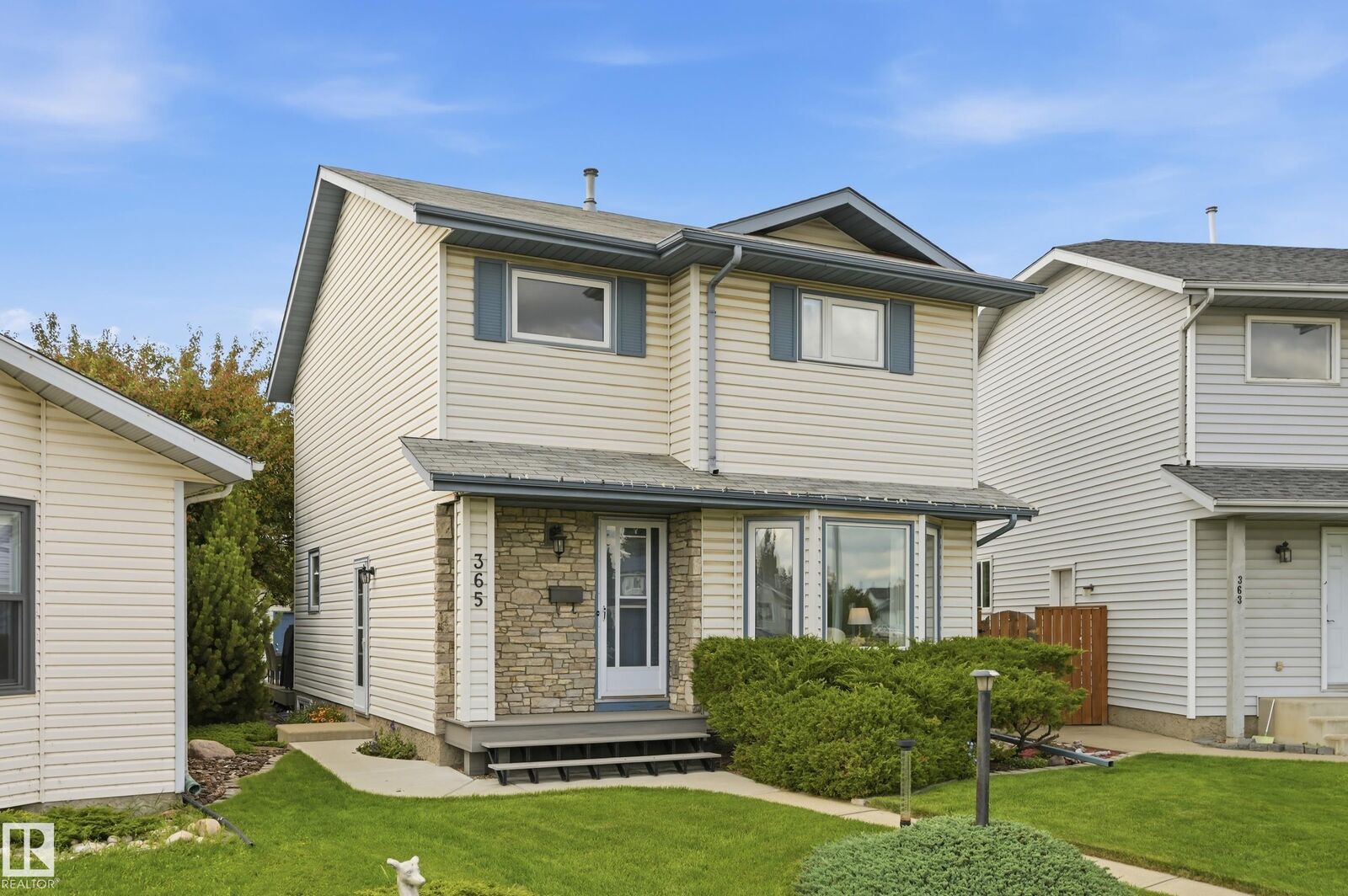 Property Photo:  365 Kline Crescent NW  AB T6L 6K8 