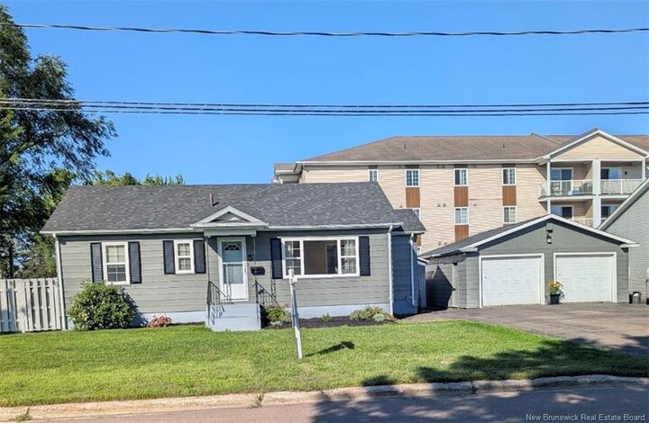 Property Photo:  5 Wentworth Drive  NB E1B 2T4 