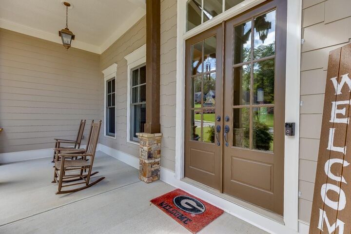 Property Photo:  411 Meadow Lake Terrace Road  GA 30548 