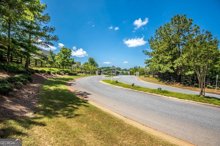 Property Photo:  101 Maplecrest Lane SE  GA 30161 