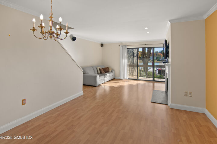 Property Photo:  7 River Road 306  CT 06807 
