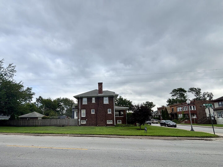 Property Photo:  3 Warren Street  IN 46320 
