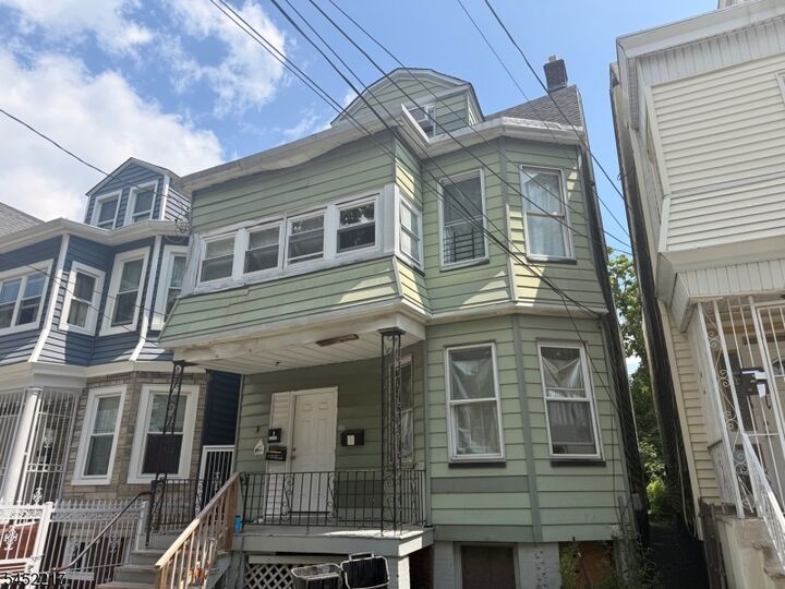 Property Photo:  202 Ellis Ave  NJ 07111 