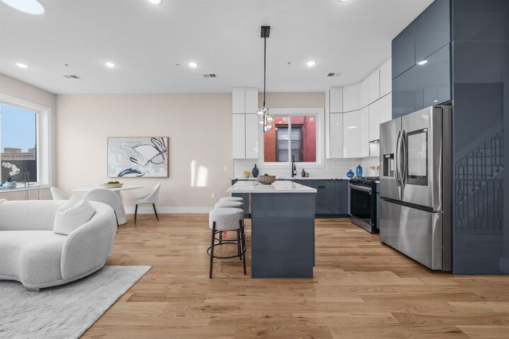 Property Photo: 94 South St 3 NJ 07307
