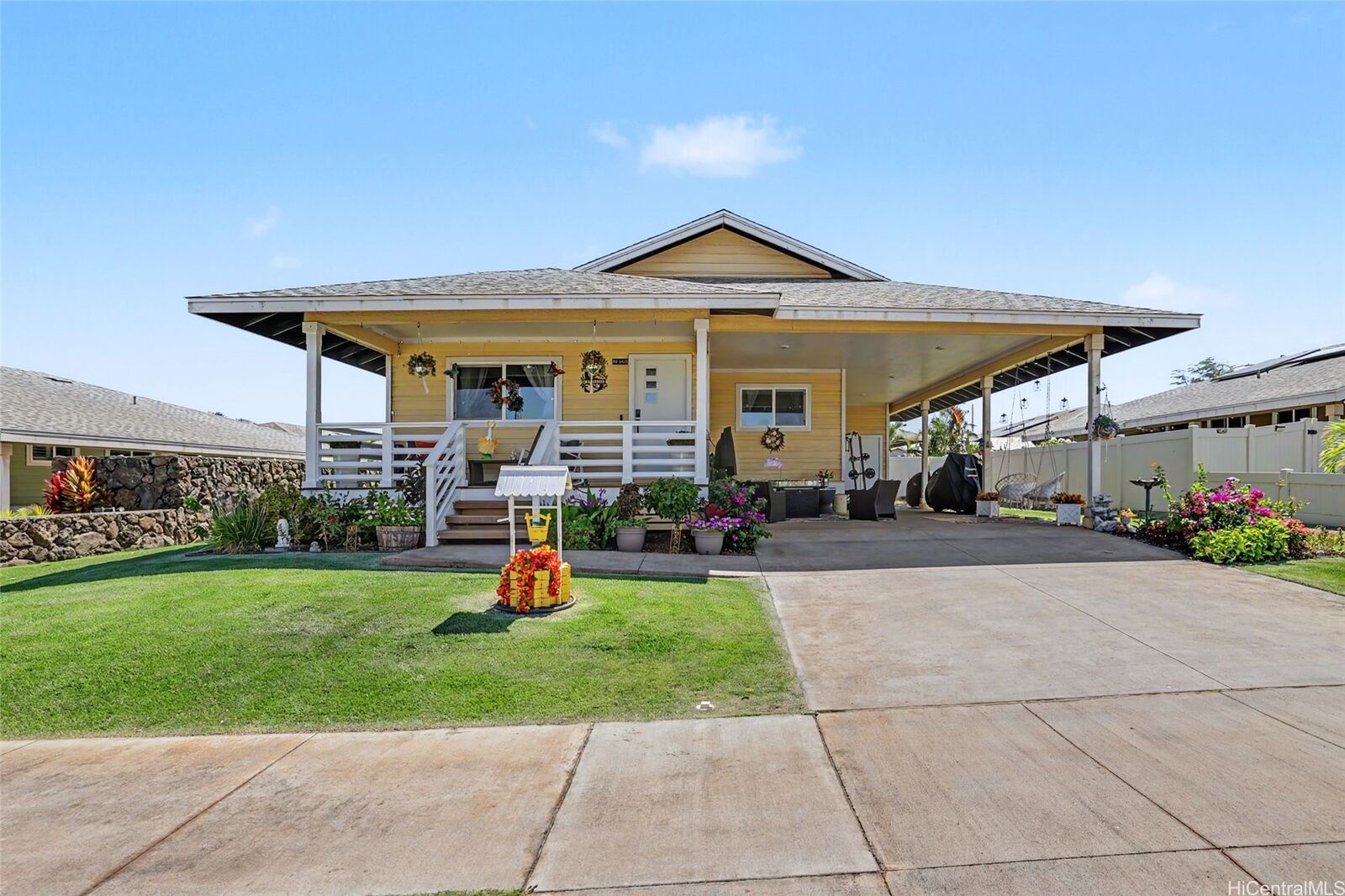 Property Photo: 91-1420 Kaahaaha Street HI 96706
