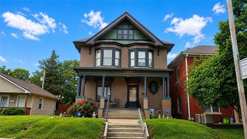 Property Photo: 428 N 21st Street MO 64501