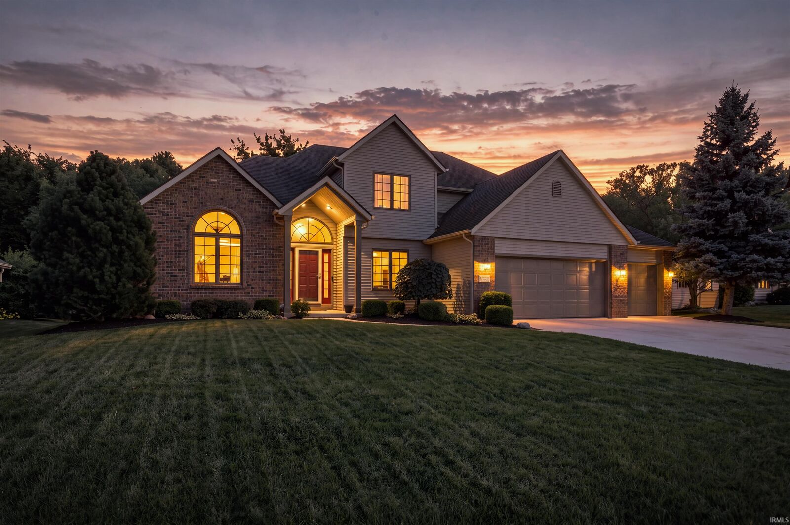 Property Photo:  2223 Deer Lodge Place  IN 46818-8716 