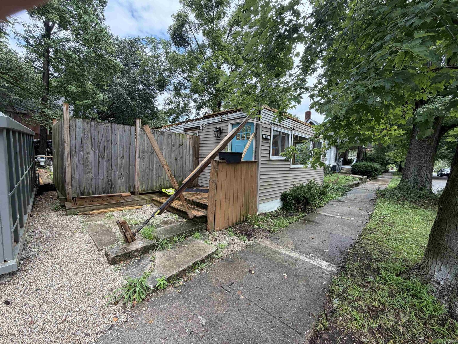 Property Photo:  618 W Howe Street  IN 47403-2231 