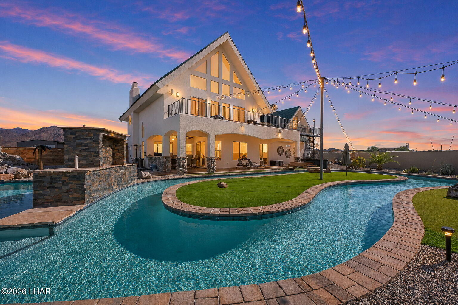 Property Photo:  4155 E Coronado Rd  AZ 86404 