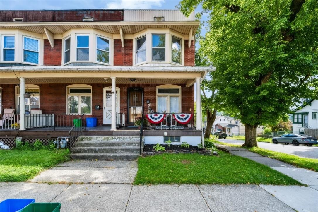 Property Photo:  835 Spring Street  PA 18018 