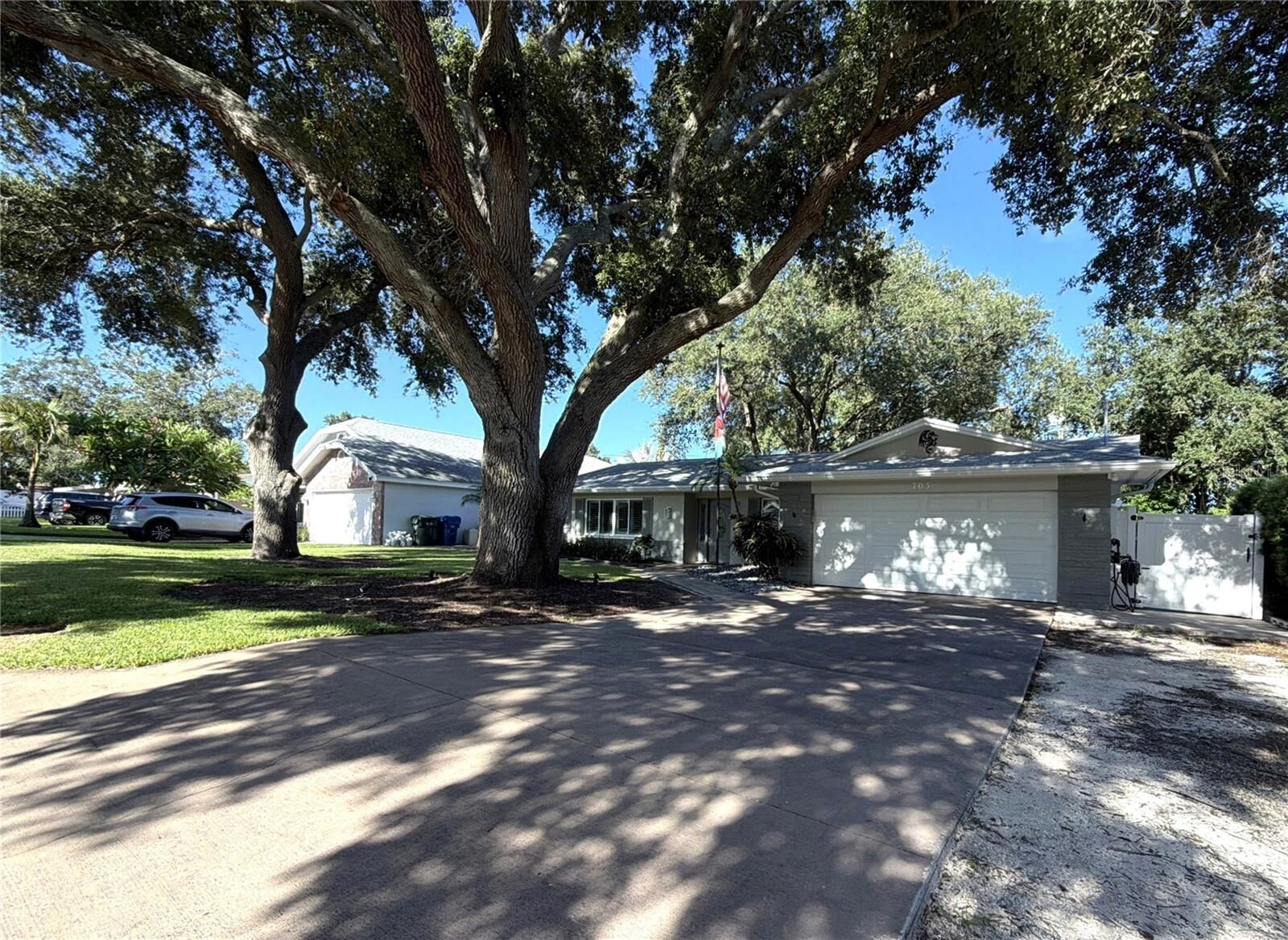 Property Photo:  703 23rd Street SW  FL 33770 