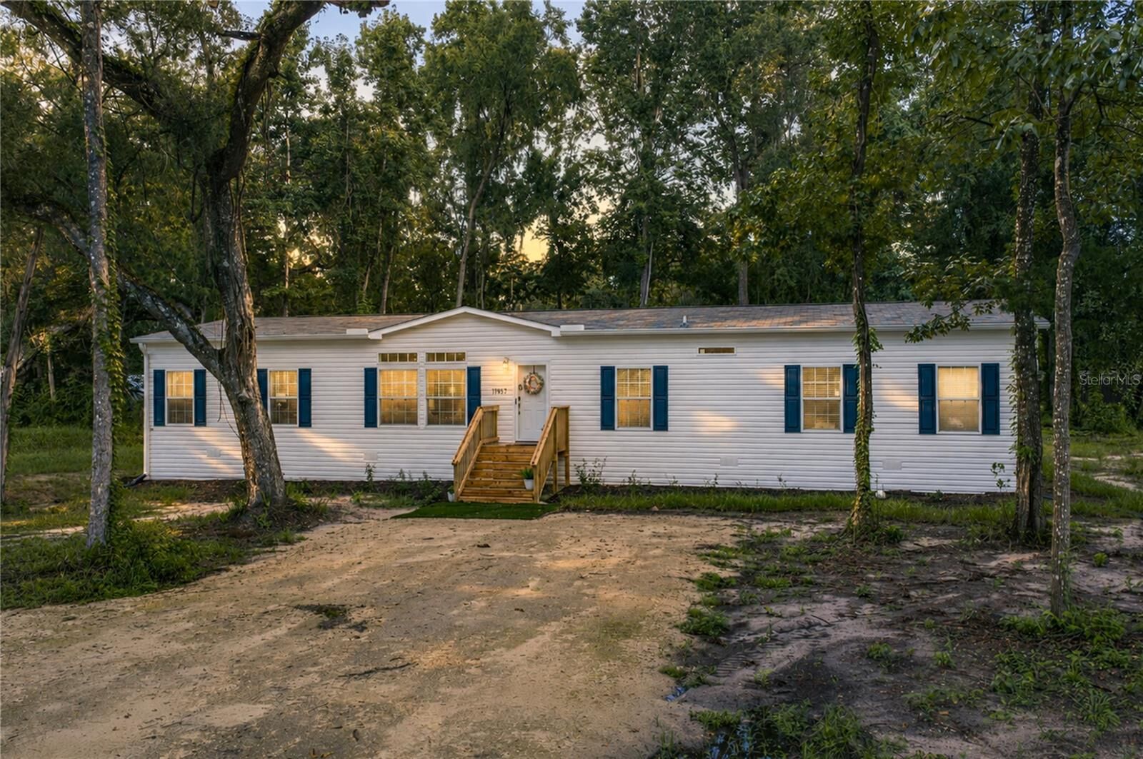 Property Photo: 11957 SW 35th Street FL 33597