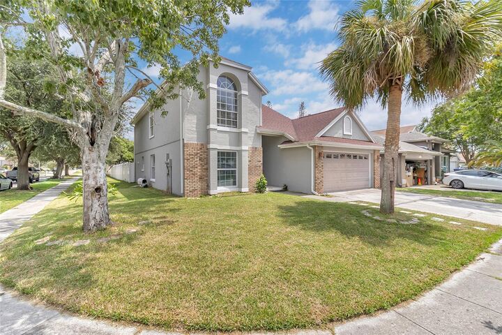 Property Photo: 12509 Crayford Avenue FL 32837