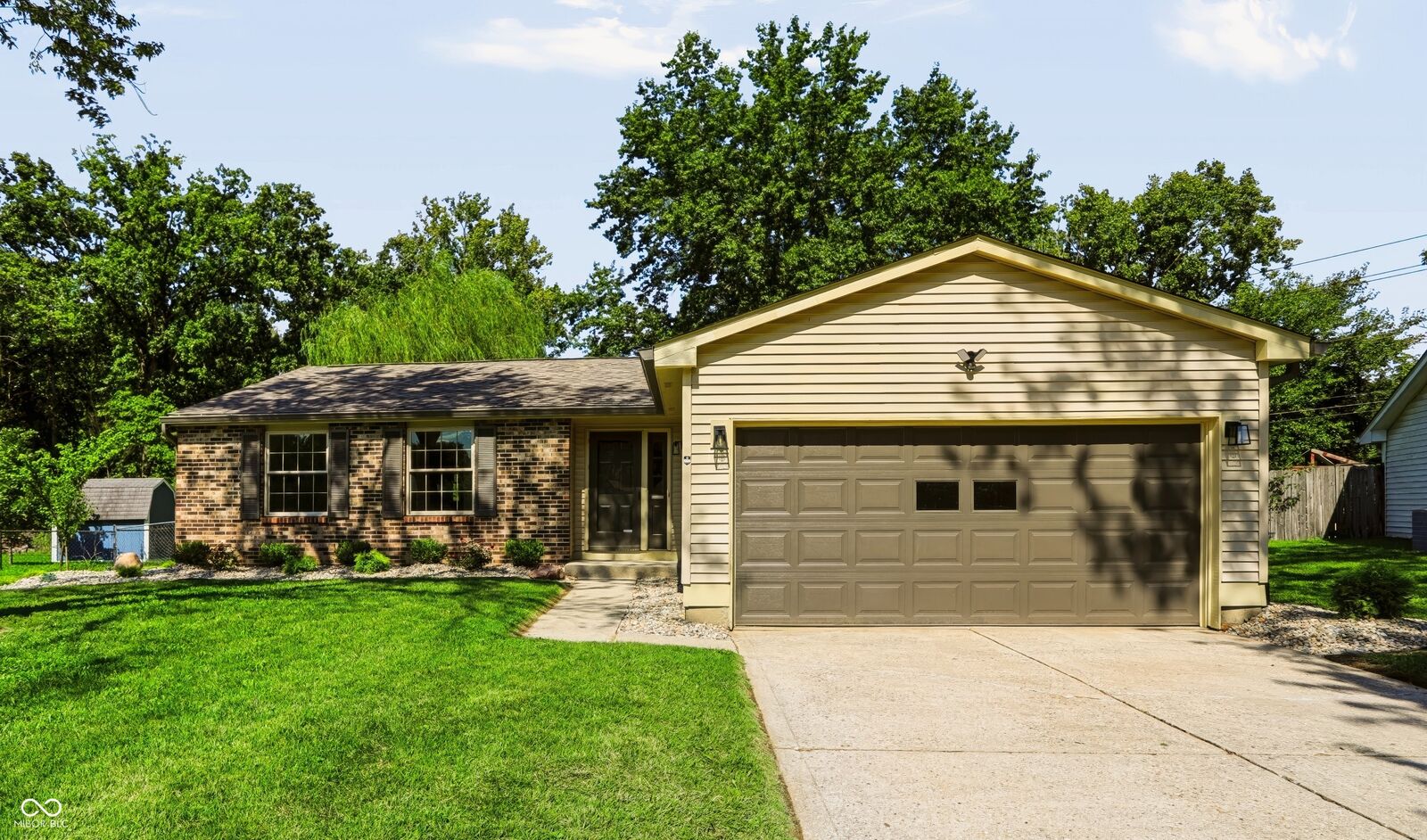 Property Photo:  8527 Zephyr Drive  IN 46217 