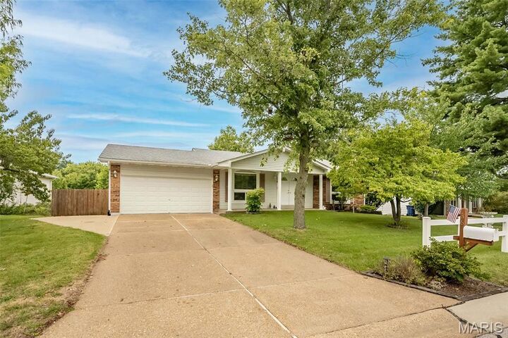 Property Photo: 36 Park Charles Boulevard MO 63376
