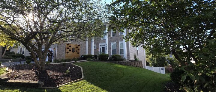Property Photo:  772 E Lindsey Lane  IL 60440 