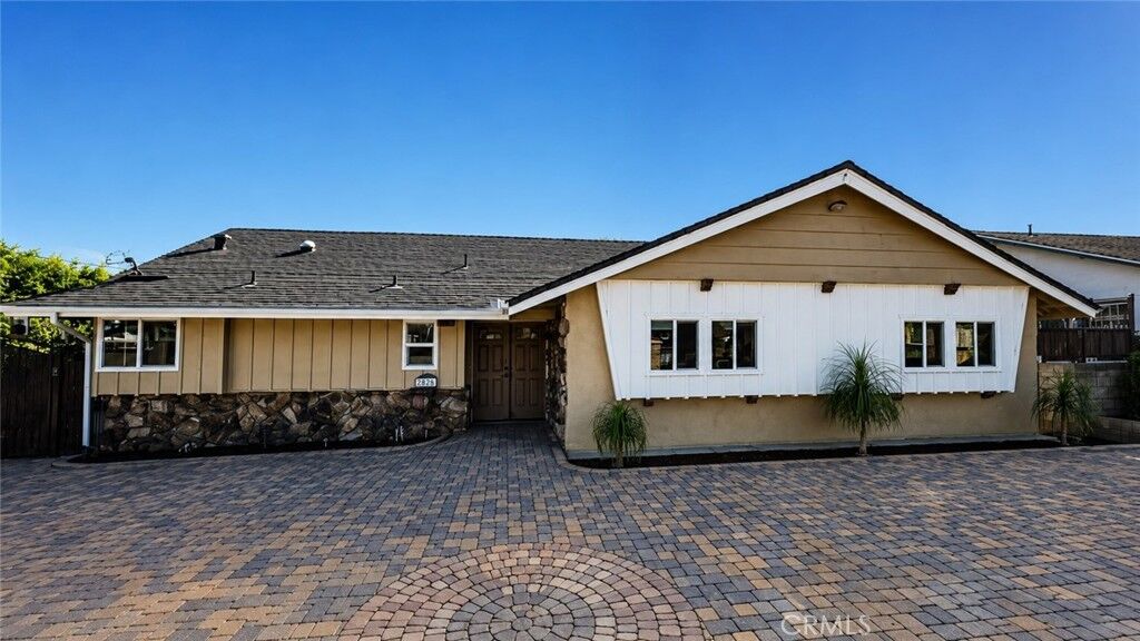Property Photo:  9243 Cayuga  CA 91352 