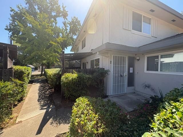 Property Photo: 4752 Greenholme Drive 2 CA 95842