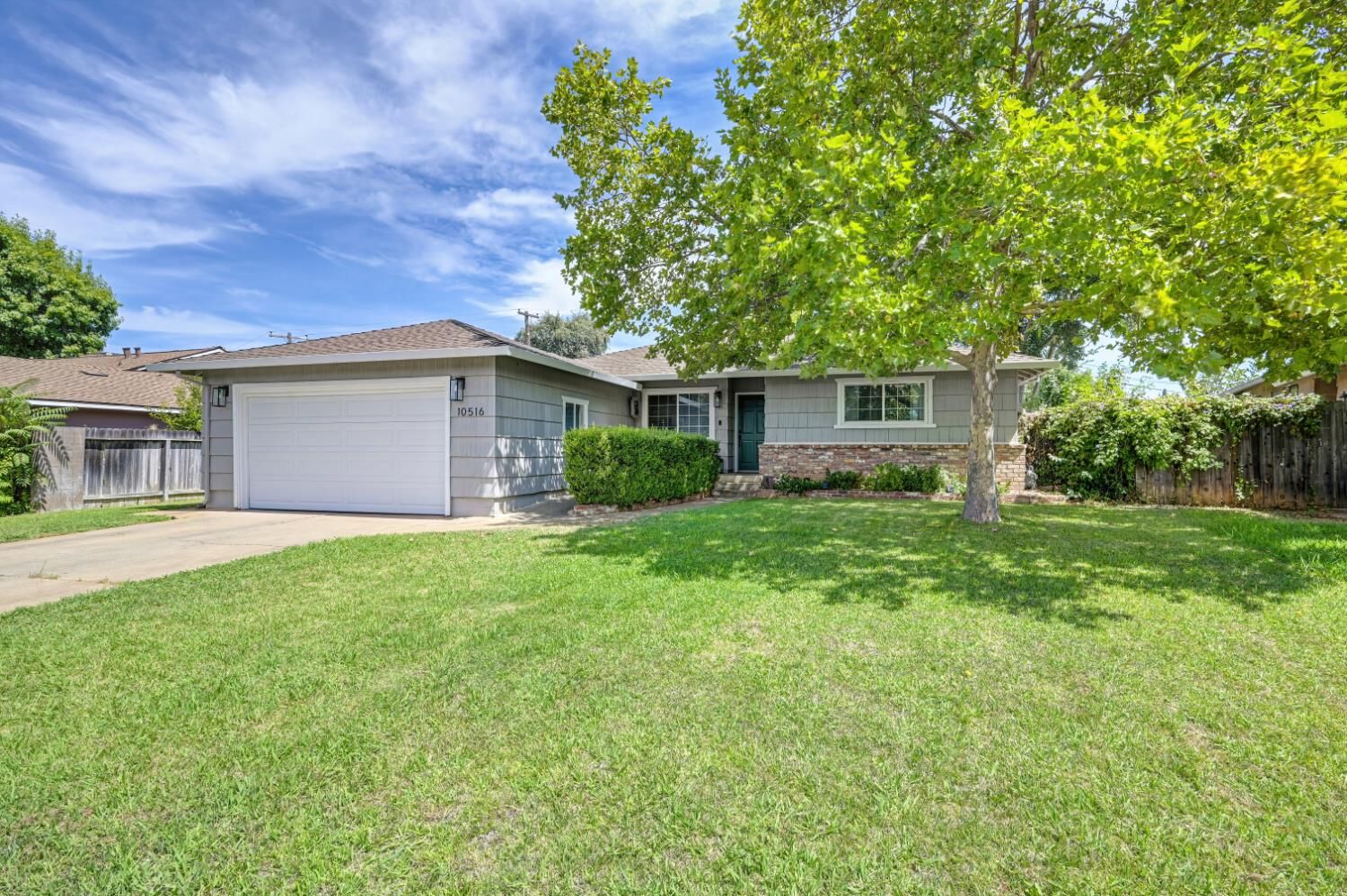 Property Photo:  10516 Malaga Way  CA 95670 