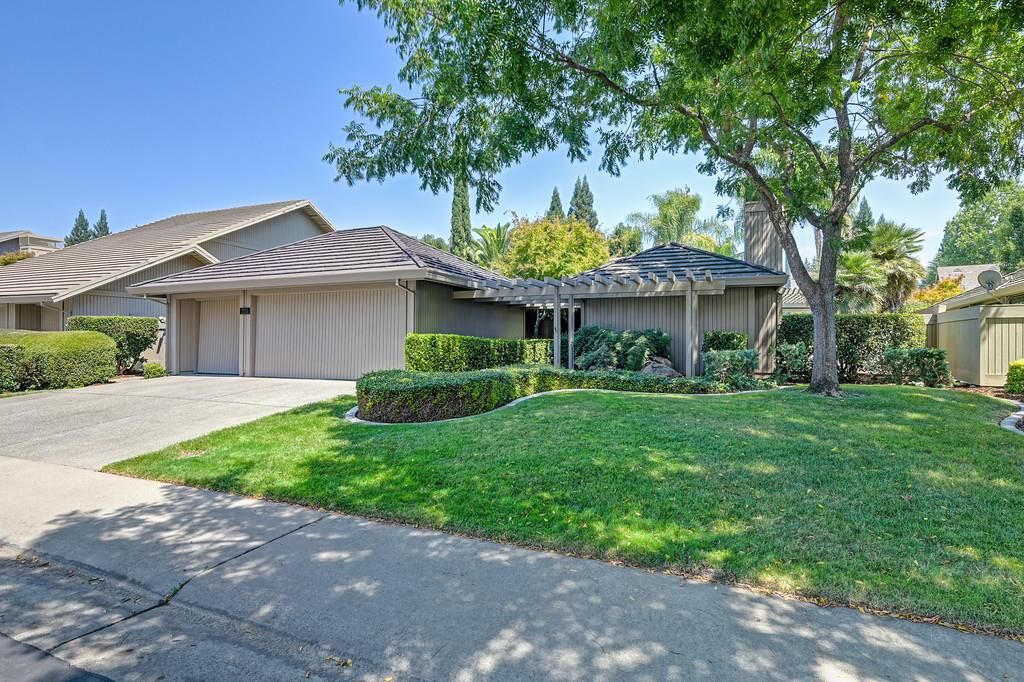 Property Photo: 2131 Stony Bar Way CA 95670