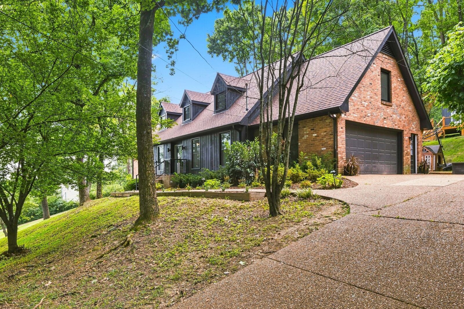 Property Photo:  5117 Dorchester Cir  TN 37027 