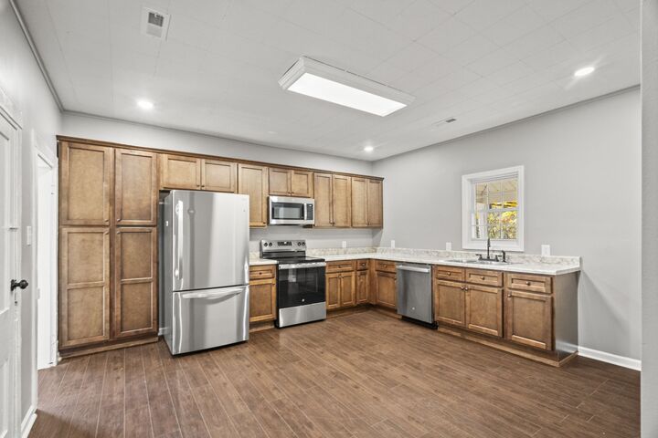 Property Photo:  6081 Lakeview Rd  TN 37172 