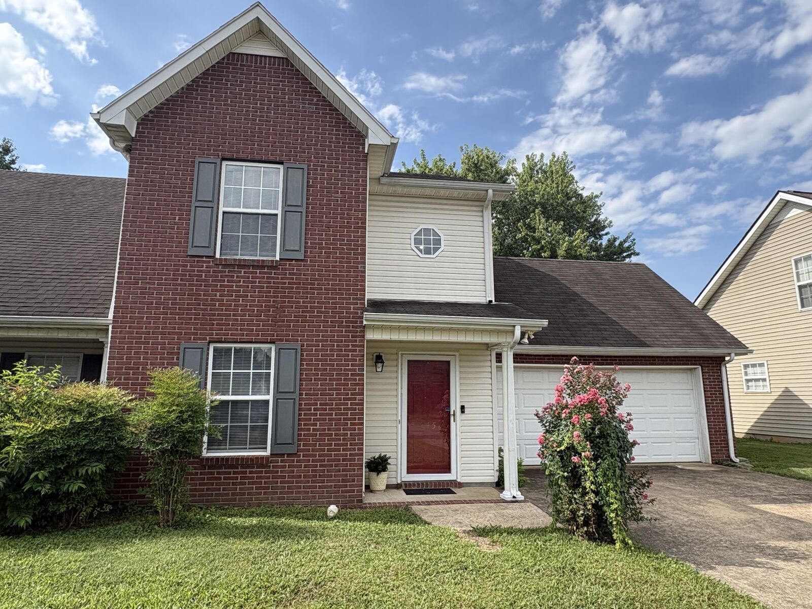 Property Photo: 245 Indian Park Dr TN 37128
