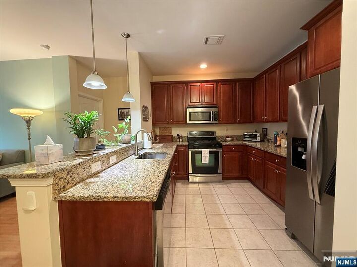 Property Photo:  2113 Ramapo Court  NJ 07457 