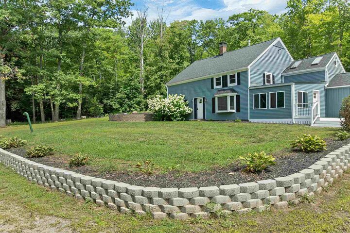 Property Photo:  197 Nh Rt 140  NH 03237 