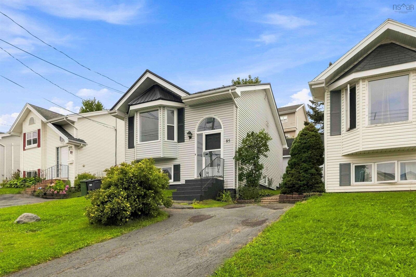 Property Photo:  85 Armcrest Drive  NS B4C 4C3 