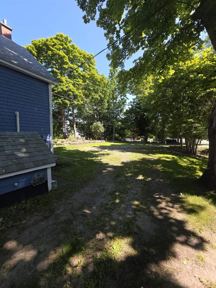 Property Photo:  172 Water Street  NS B0T 1W0 