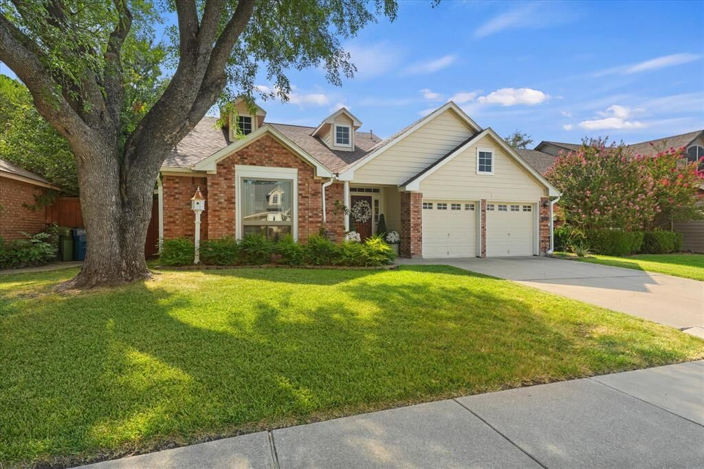 Property Photo:  2008 Frontier Trail  TX 75067 