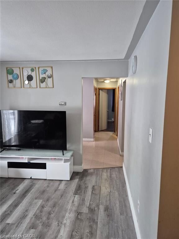 Property Photo:  76 Brybeck Crescent 204  ON N2M 2C6 