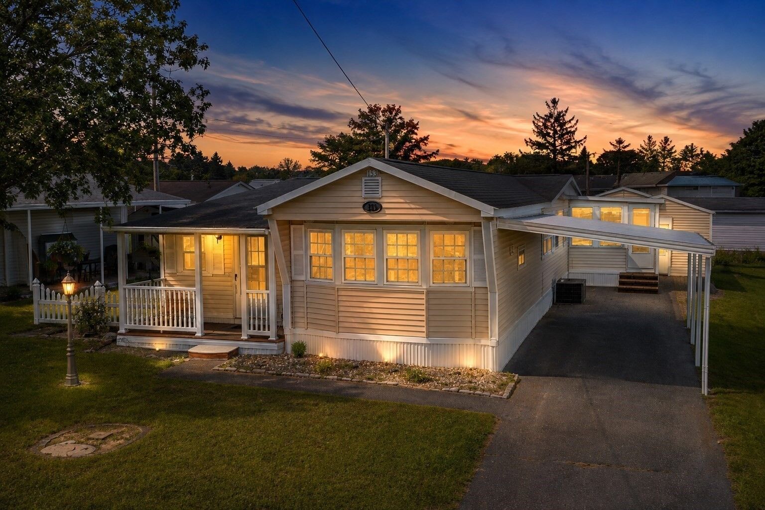 Property Photo: 281 Chauncey Walker St 153 MA 01007