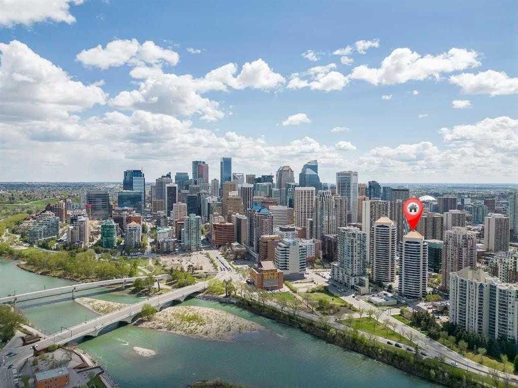 Property Photo:  1088 6 Avenue SW 102  AB T2P 5N3 