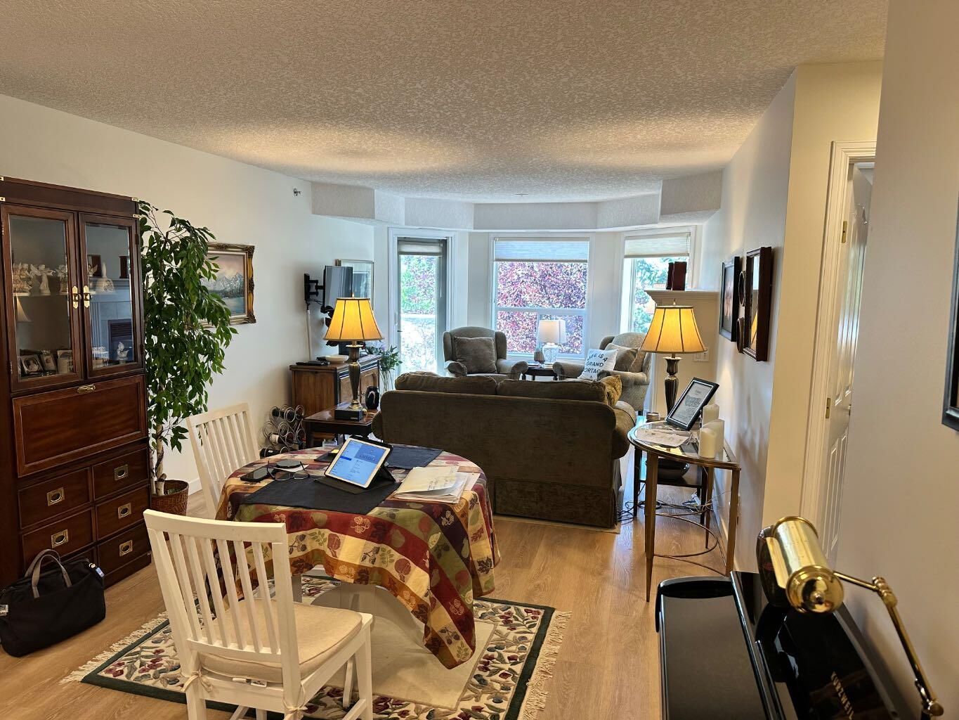 Property Photo: 1818 Simcoe Boulevard SW 3338 AB T3H 3L9