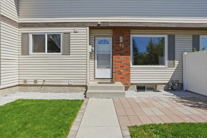 Property Photo:  740 Bracewood Drive SW 35  AB T2W 3N3 
