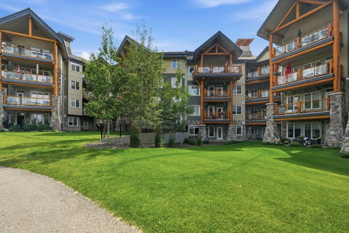 Property Photo:  2330 Fish Creek Boulevard SW 2146  AB T2Y 0L1 