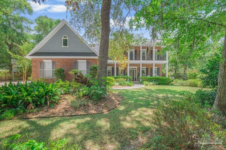 Property Photo:  4001 Bay Pointe Dr  FL 32563 