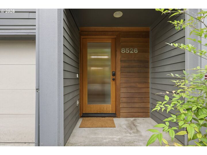 Property Photo:  8526 N Syracuse St  OR 97203 