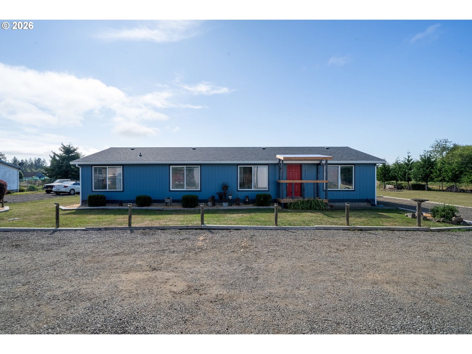 Property Photo: 3190 Goeres Rd OR 97141