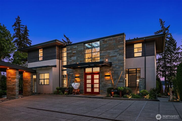 Property Photo: 9632 Lake Washington Boulevard NE WA 98004