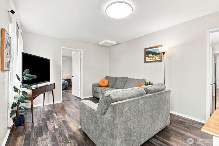 Property Photo: 600 N Pierce Street WA 98934