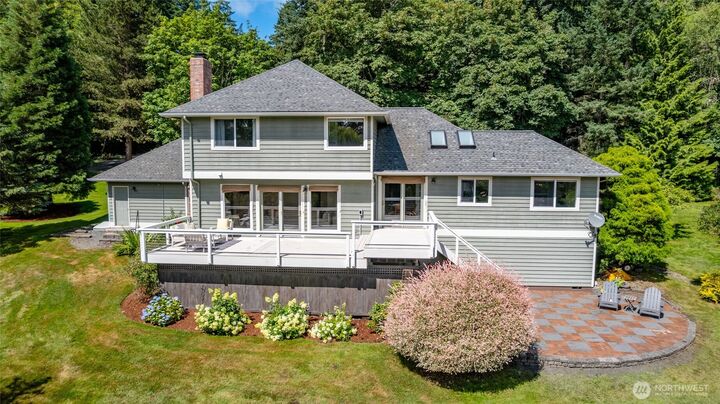 Property Photo: 11243 Garland Lane WA 98257