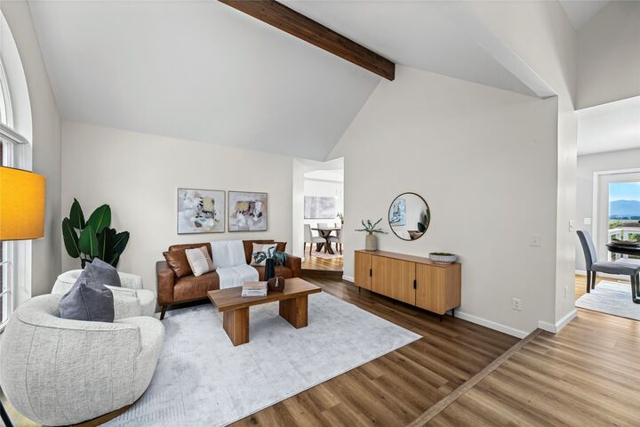 Property Photo:  11243  Garland Lane  WA 98257 
