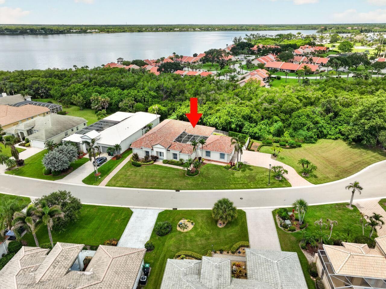 Property Photo:  3202 SE Braemar Way  FL 34952 