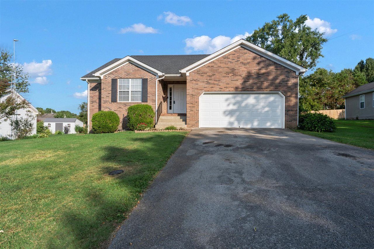 Property Photo:  750 Hillgreen Street  KY 42104 