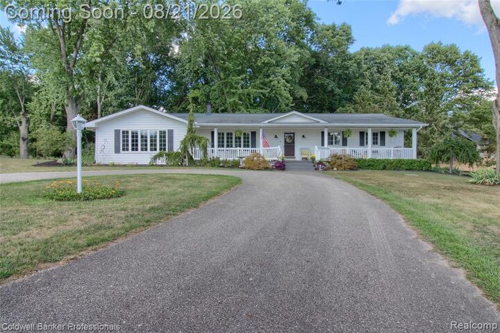 Property Photo:  1500 Duff Lane  MI 48381 