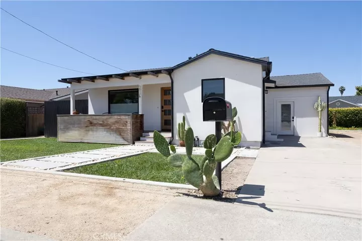 Property Photo:  216 Garden Street  CA 93420 